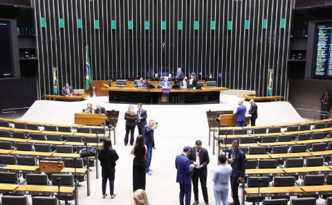 Bancada de MS se divide ao votar imunidade tribut&aacute;ria para igrejas