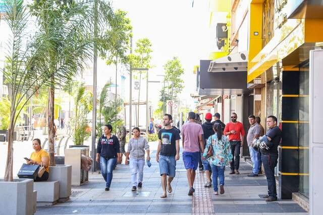 Com&eacute;rcio de Campo Grande poder&aacute; abrir nos feriados de junho