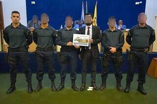 Soldado alvo do Gaeco já recebeu homenagens por atuação policial em Ribas Soldado alvo do Gaeco já recebeu homenagens por atuação policial em Ribas