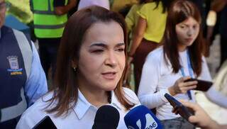 Adriane diz que tarifa s&oacute; ser&aacute; revista ap&oacute;s troca de 235 &ocirc;nibus