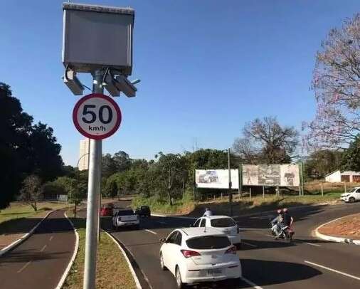 Órgãos escondem ruas onde motorista mais peca no trânsito