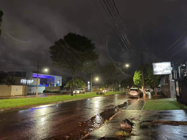 Chuva muda o tempo e derruba temperatura em 10&deg;C na fronteira