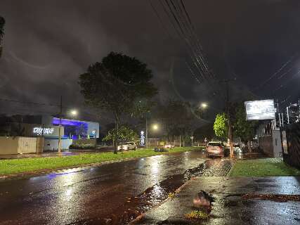 Chuva muda o tempo e derruba temperatura em 10&deg;C na fronteira