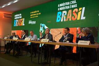 Em reuni&atilde;o da ind&uacute;stria, ministro defende estabilidade para atrair investimentos