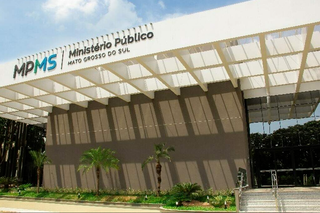 Funcion&aacute;rios de terceirizada s&atilde;o presos por furtar galp&atilde;o do Minist&eacute;rio P&uacute;blico