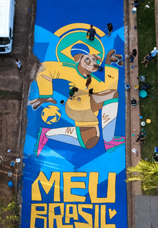 Vila Nasser resgata tradição das ruas pintadas com o “Caramelo da Copa” Vila Nasser resgata tradição das ruas pintadas com o “Caramelo da Copa”