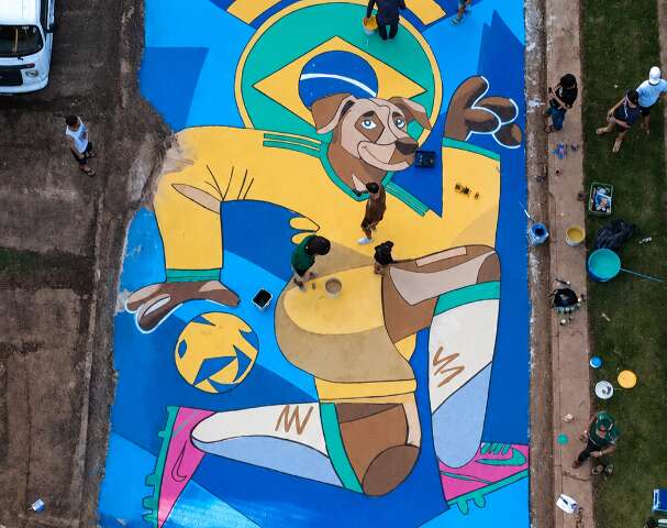 Vila Nasser resgata tradi&ccedil;&atilde;o das ruas pintadas com o &ldquo;Caramelo da Copa&rdquo;