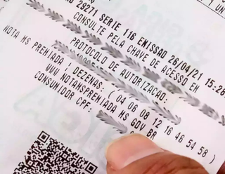 S&oacute; dois acertam a sena e dividem R$ 100 mil da Nota MS
