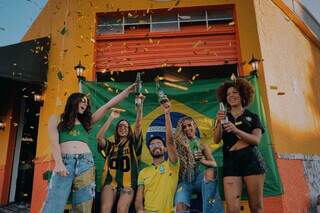 Contagem regressiva para a Copa: veja onde assistir aos jogos