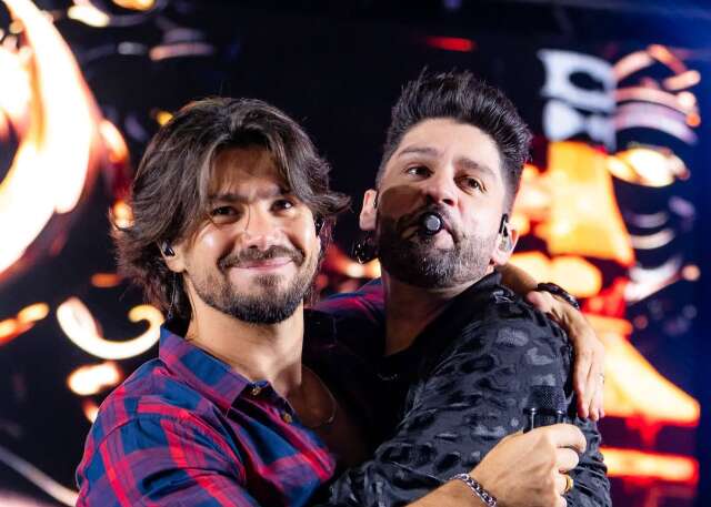 Arraial de Santo Ant&ocirc;nio abre com show de Munhoz e Mariano