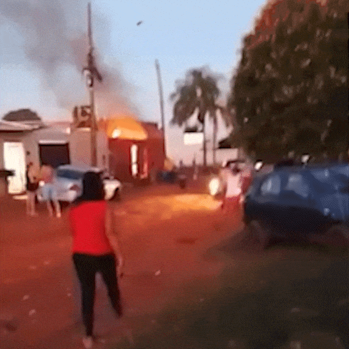 Briga durante bebedeira termina com casa incendiada no S&atilde;o Conrado