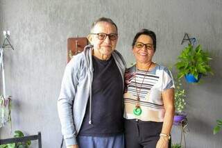 Fazer biscoitos deu for&ccedil;a para Zete cuidar do marido com Alzheimer