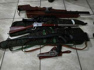 &ldquo;Arsenal b&eacute;lico&rdquo; em casa de empres&aacute;rio leva tribunal a manter pris&atilde;o preventiva