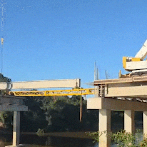 Instala&ccedil;&atilde;o das &uacute;ltimas vigas avan&ccedil;a na ponte da BR-419 sobre o Rio Aquidauana