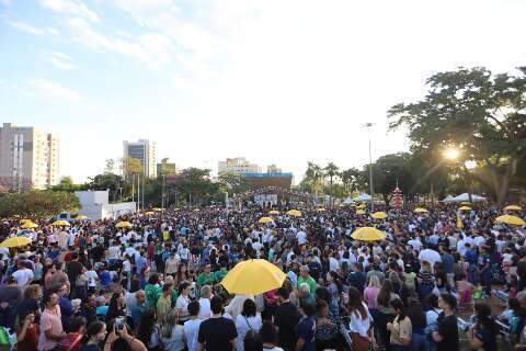 Missa de Corpus Christi re&uacute;ne 30 mil com reflex&otilde;es sobre f&eacute;, ci&ecirc;ncia e IA