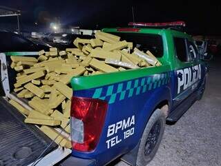 Hilux com 2 toneladas de maconha &eacute; encontrada abandonada em rodovia