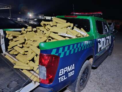 Hilux com 2 toneladas de maconha &eacute; encontrada abandonada em rodovia