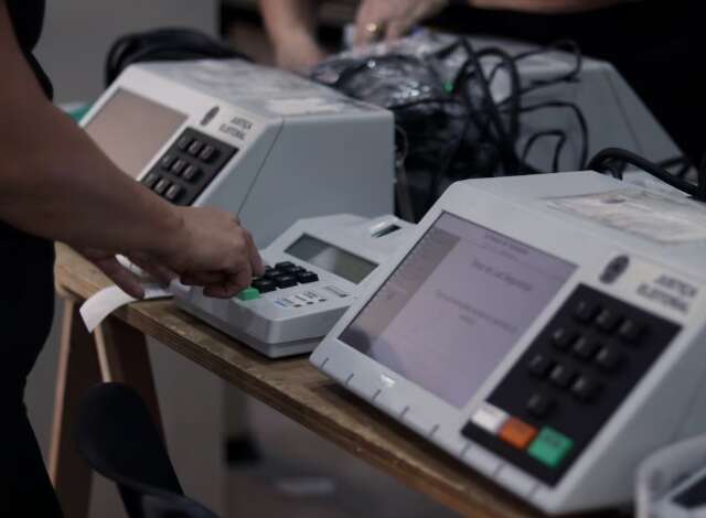 S&oacute; um partido aparece para aferir urnas eletr&ocirc;nicas