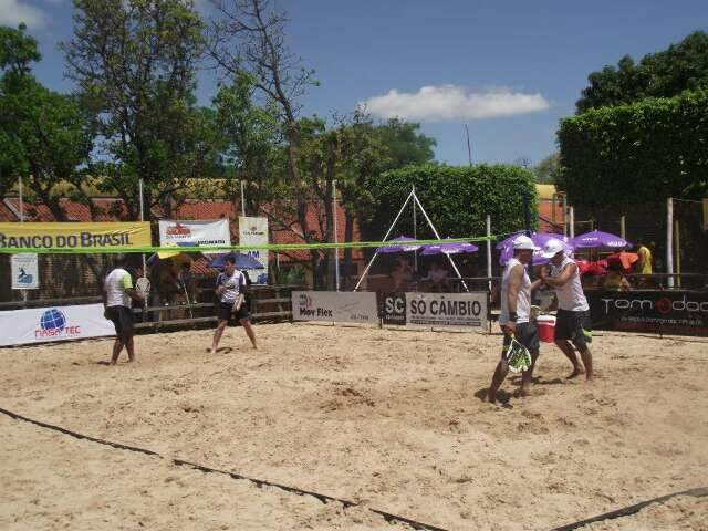 Torneio de beach tennis ter&aacute; Jogo das Lendas com primeiros campe&otilde;es do Estado