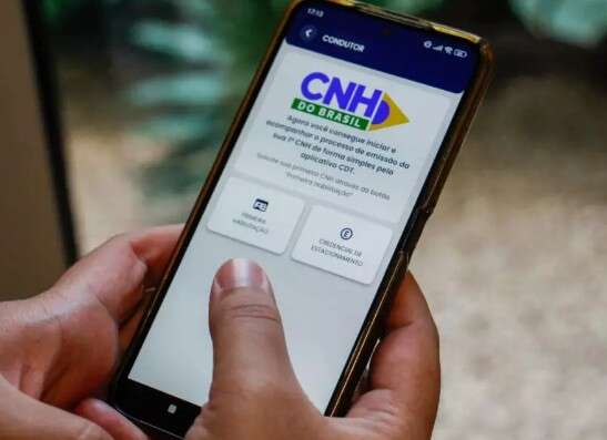 Lula sanciona lei da CNH autom&aacute;tica para bom condutor, mas com exame obrigat&oacute;rio