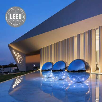 Lieu Unique recebe LEED Platinum e refor&ccedil;a lideran&ccedil;a sustent&aacute;vel da Plaenge 