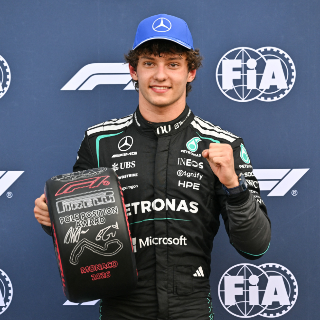Antonelli surpreende Verstappen e conquista a pole no GP de M&ocirc;naco