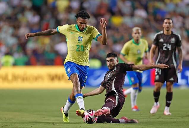 &Eacute;derson &eacute; convocado e MS volta a ter jogador na Copa ap&oacute;s 32 anos