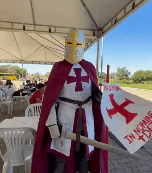 Fantasias, games e criatividade lotam ExpoGeek neste domingo