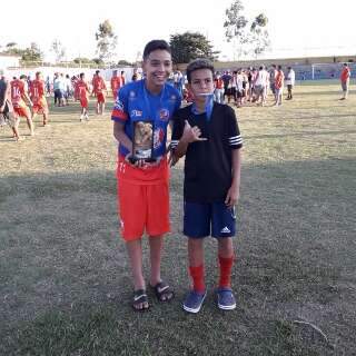 Futuro da sele&ccedil;&atilde;o, dupla de Campo Grande relembra in&iacute;cio no futebol em MS
