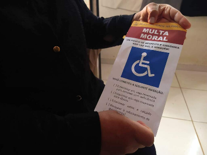Falhas de acessibilidade levam centro comercial a virar alvo de inqu&eacute;rito