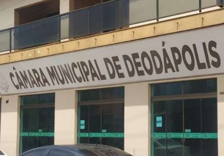 Briga por mesa da C&acirc;mara no interior tem mesmo candidato em 2 chapas