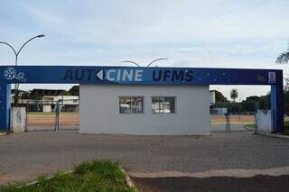 Ap&oacute;s 37 anos fechado, Autocine da UFMS &eacute; reinaugurado nesta quarta por ministro