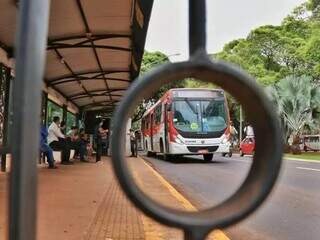 Prefeita diz que decide até sexta sobre intervenção no transporte coletivo Prefeita diz que decide até sexta sobre intervenção no transporte coletivo