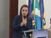 Adriane diz que reajuste de servidor ficar&aacute; entre 4,26% a 4,39%