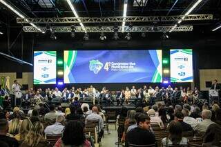Congresso de municípios expõe pressão sobre caixas das 79 prefeituras de MS Congresso de municípios expõe pressão sobre caixas das 79 prefeituras de MS