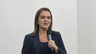 Prefeita diz que decide até sexta sobre intervenção no transporte coletivo Prefeita diz que decide até sexta sobre intervenção no transporte coletivo