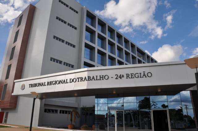 Justi&ccedil;a v&ecirc; discrimina&ccedil;&atilde;o em demiss&atilde;o de vigia por idade e doen&ccedil;a