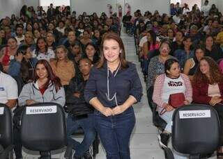 Reajuste de 4,39% será para 9 mil servidores, diz Adriane Reajuste de 4,39% será para 9 mil servidores, diz Adriane
