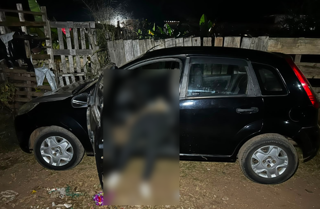 Encapuzados em motocicleta matam casal a tiros em &aacute;rea de invas&atilde;o