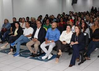 Projeto da prefeitura parcela reajuste de 4,39% para servidores em duas vezes Projeto da prefeitura parcela reajuste de 4,39% para servidores em duas vezes