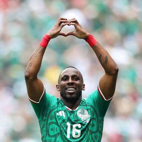 M&eacute;xico marca o 1&ordm; gol da Copa do Mundo e sai na frente contra a &Aacute;frica do Sul