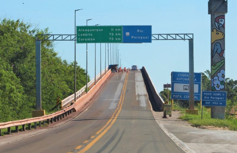 Ponte sobre o Rio Paraguai entra em obras e passa a operar em meia pista