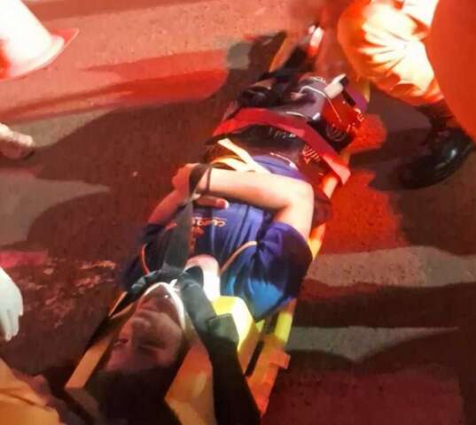Fam&iacute;lia critica descuido que transformou pedalada de crian&ccedil;a em acidente grave