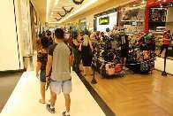 Shoppings ter&atilde;o hor&aacute;rio especial de funcionamento durante jogos do Brasil