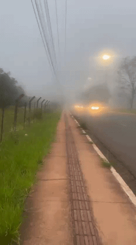 Campo Grande tem nevoeiro e chuva ganha for&ccedil;a no fim de semana em MS