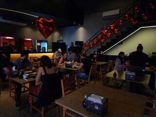 Restaurantes da Capital montam esquemas especiais para o Dia dos Namorados