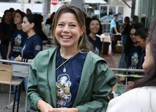 “Agora é procurar o namorado”: Débora comemora aliança do bolo de Santo Antônio “Agora é procurar o namorado”: Débora comemora aliança do bolo de Santo Antônio
