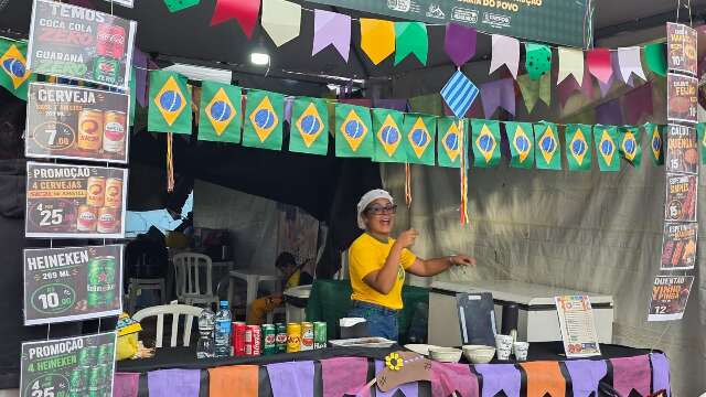 Em ritmo de "copa junina", arraial tem gostosuras de R$ 5 a R$ 40 no card&aacute;pio 