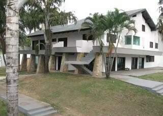 Galera não perdoa oferta de casa a R$ 11 milhões e post vira piada Galera não perdoa oferta de casa a R$ 11 milhões e post vira piada