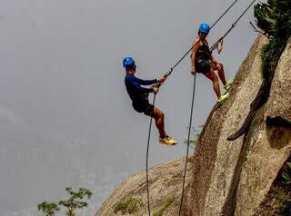 Do medo de acampar ao rapel, Bonito salvou rotina chata de casal